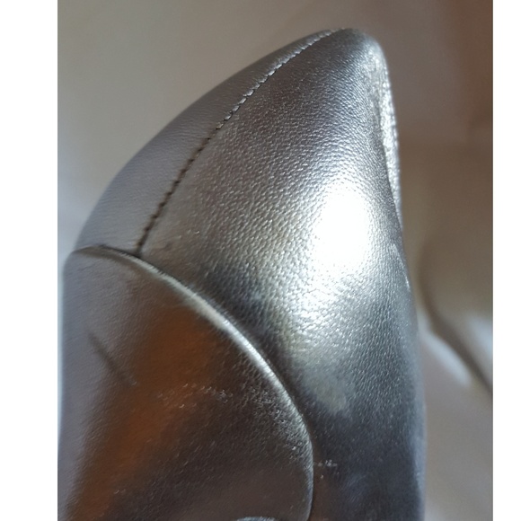 NEW MK silver leather peep toe pumps - Picture 6 of 9